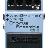 BOSS CE-5 Гитарная педаль "стереохорус"